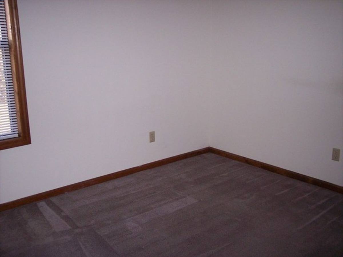 Apartment for rent at 807 Foster Lane, Warrensburg, MO 64093