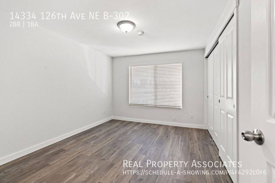 Condo for rent at 14334 126th Ave NE #B-302, Kirkland, WA 98034