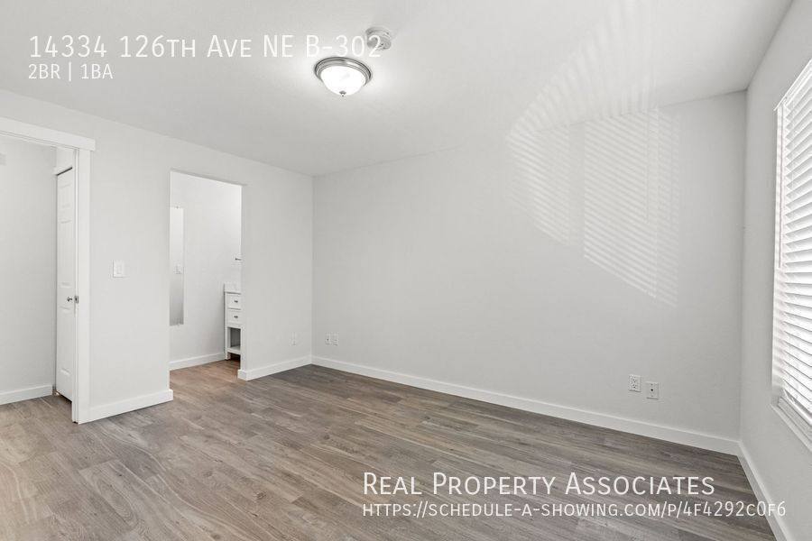 Condo for rent at 14334 126th Ave NE #B-302, Kirkland, WA 98034