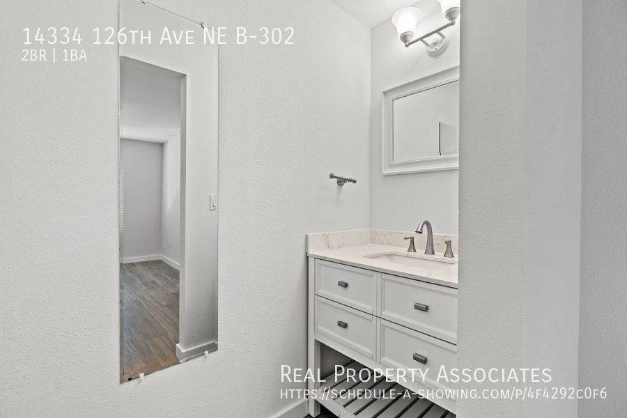 Condo for rent at 14334 126th Ave NE #B-302, Kirkland, WA 98034