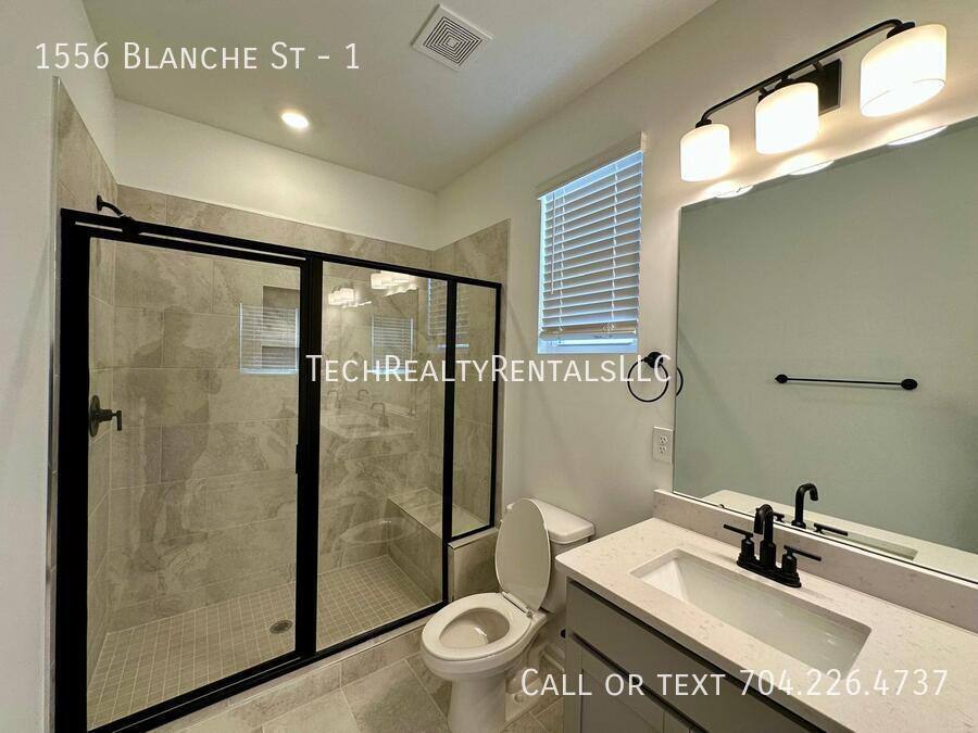 Townhouse for rent at 1556 Blanche St #1, Charlotte, NC 28262