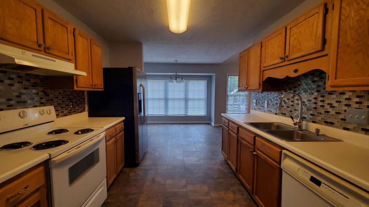 House for rent at 2823 Franzia Dr, Fayetteville, NC 28306