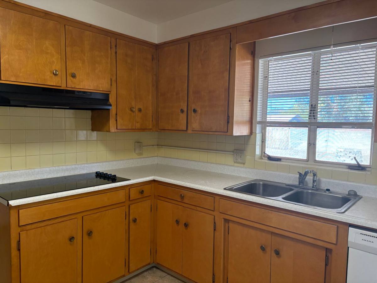 House for rent at 3221 E Linden St, Tucson, AZ 85716