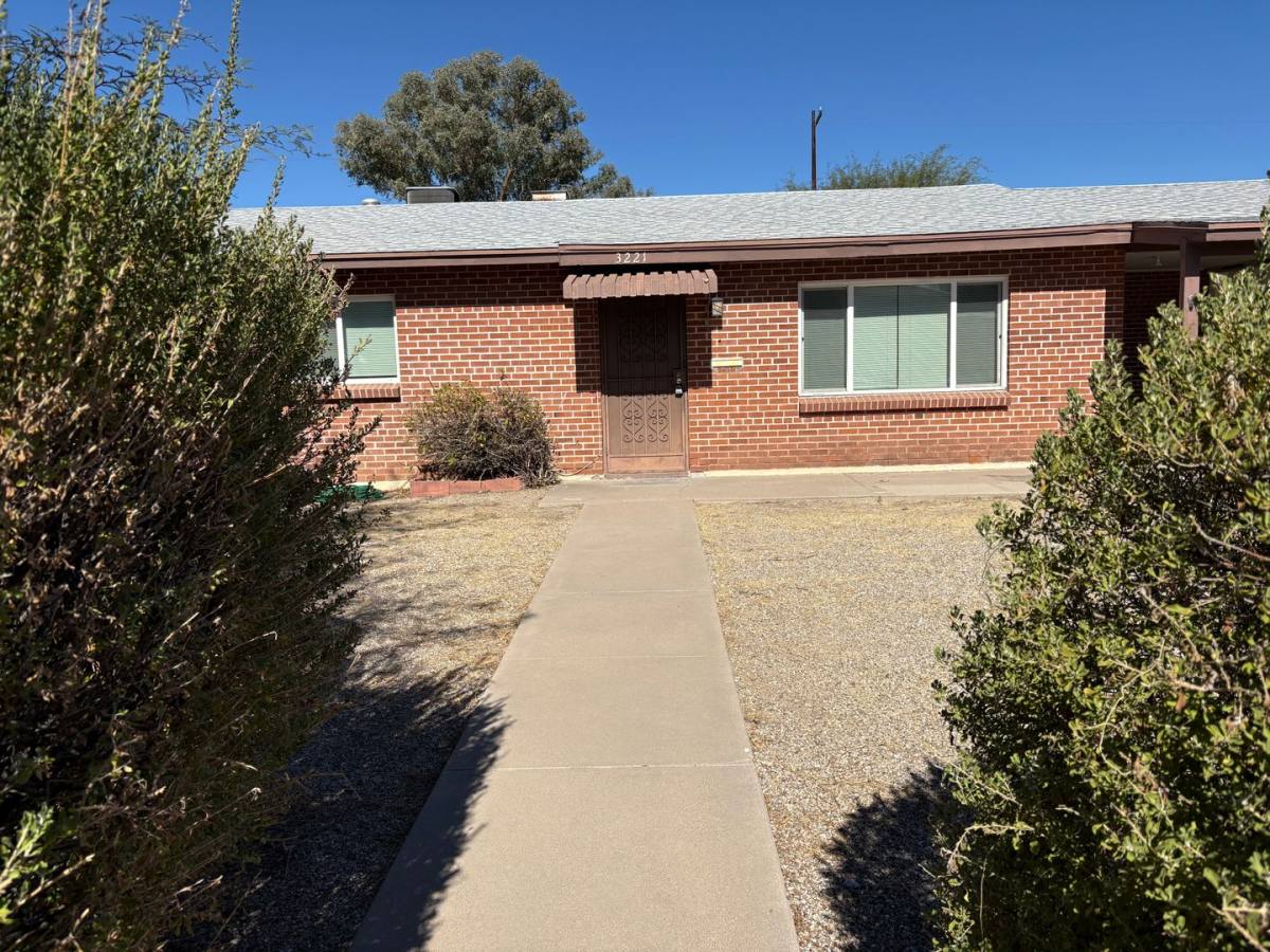 House for rent at 3221 E Linden St, Tucson, AZ 85716
