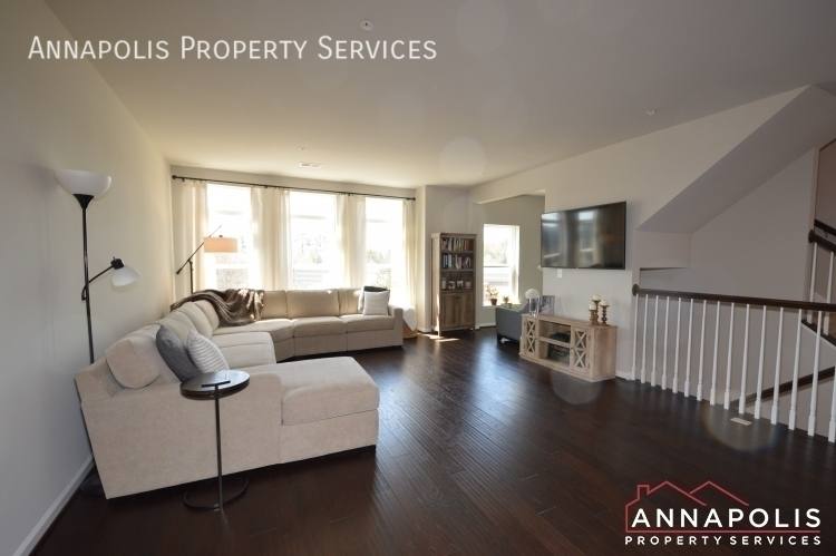 Townhouse for rent at 529 Leftwich Lane, Annapolis, MD 21401