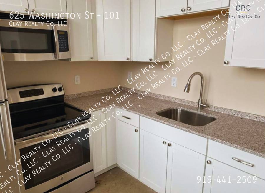 Apartment for rent at 625 Washington St #101, Eden, NC 27288