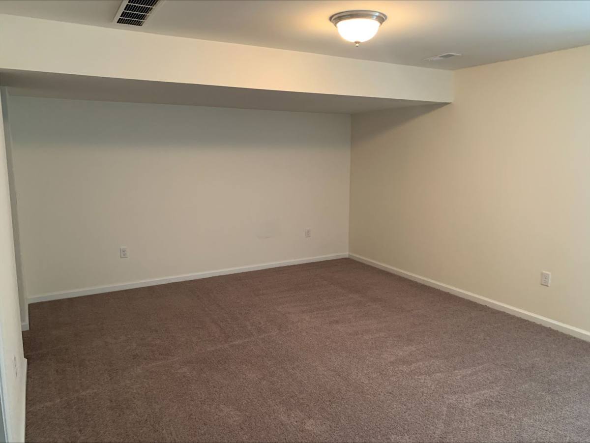 Townhouse for rent at 327 Tribbitt St, Dover, DE 19901
