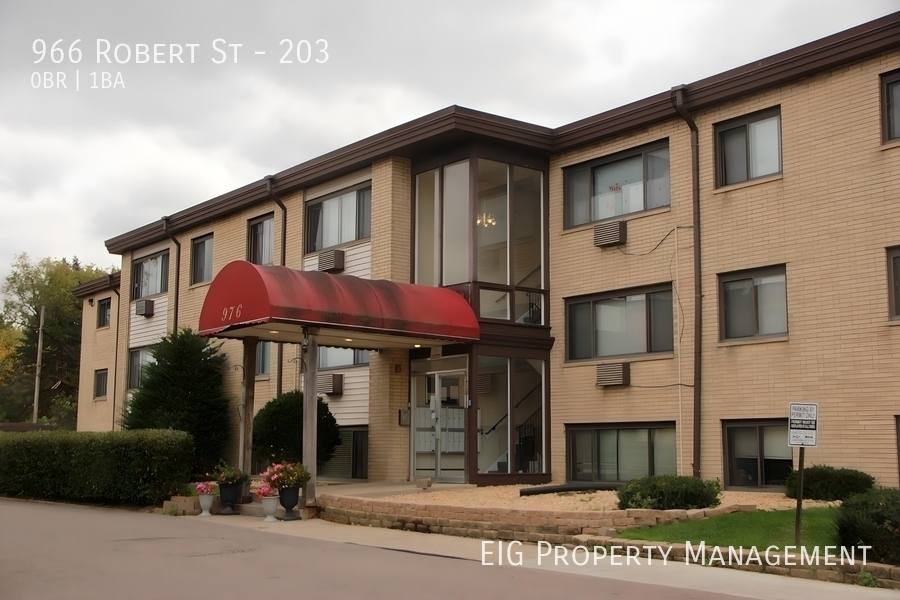 Condo for rent at 966 Robert St #203, Saint Paul, MN 55118