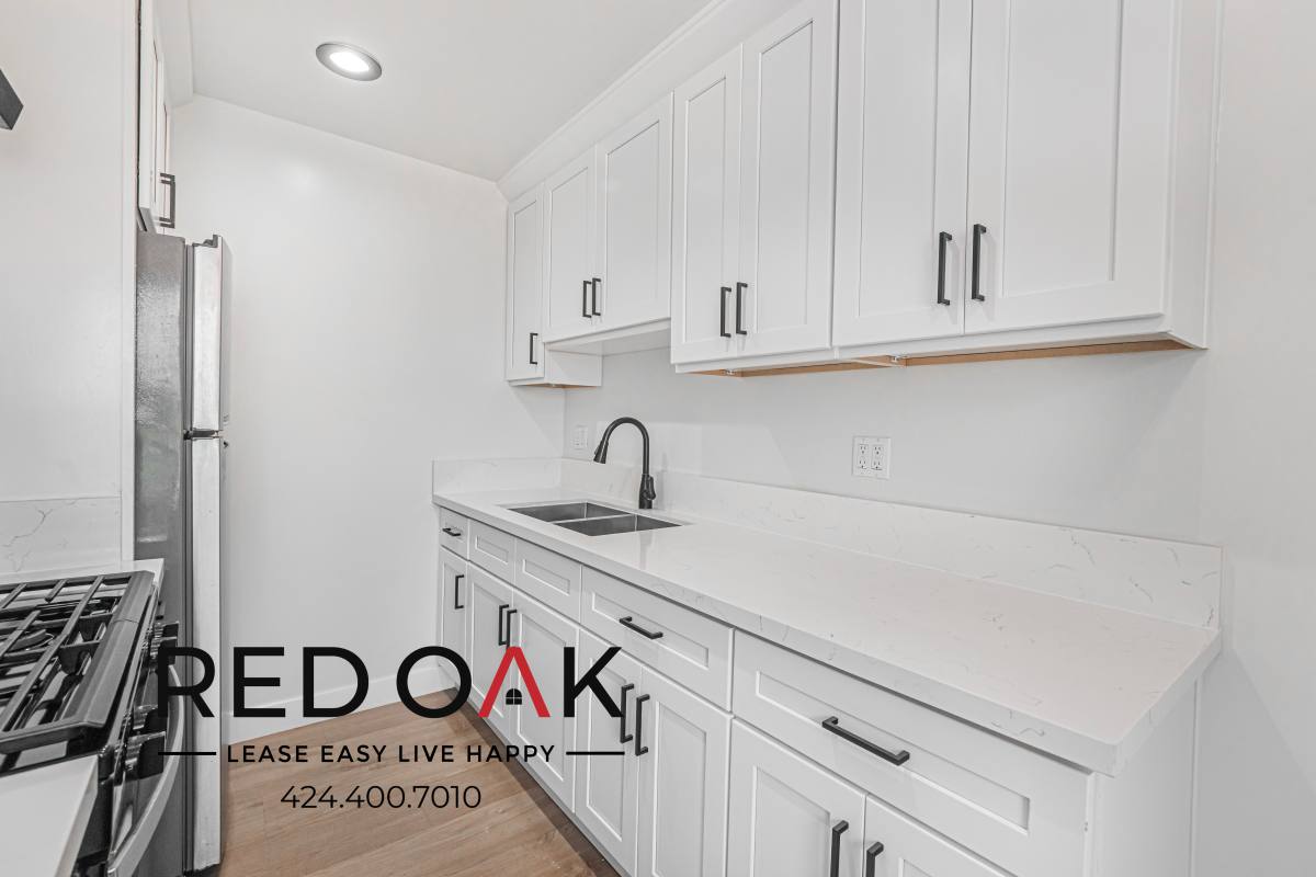 Condo for rent at 901 S Ardmore Ave #202, Los Angeles, CA 90006