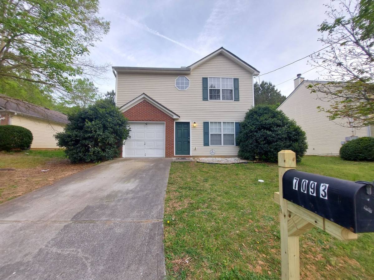House for rent at 7093 Mahonia Place, Lithonia, GA 30038