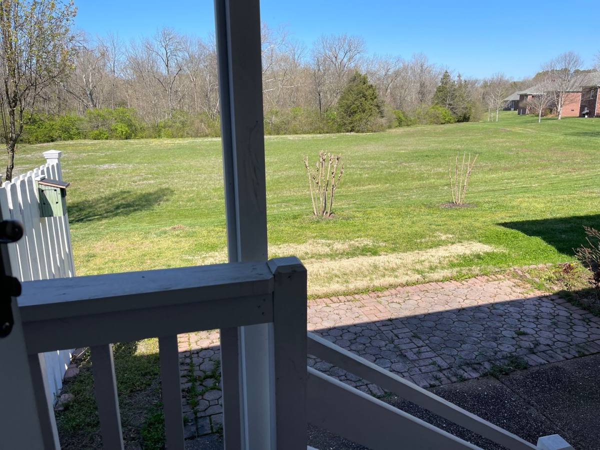 Townhouse for rent at 215 Stoners Glen Court, Hermitage, TN 37076