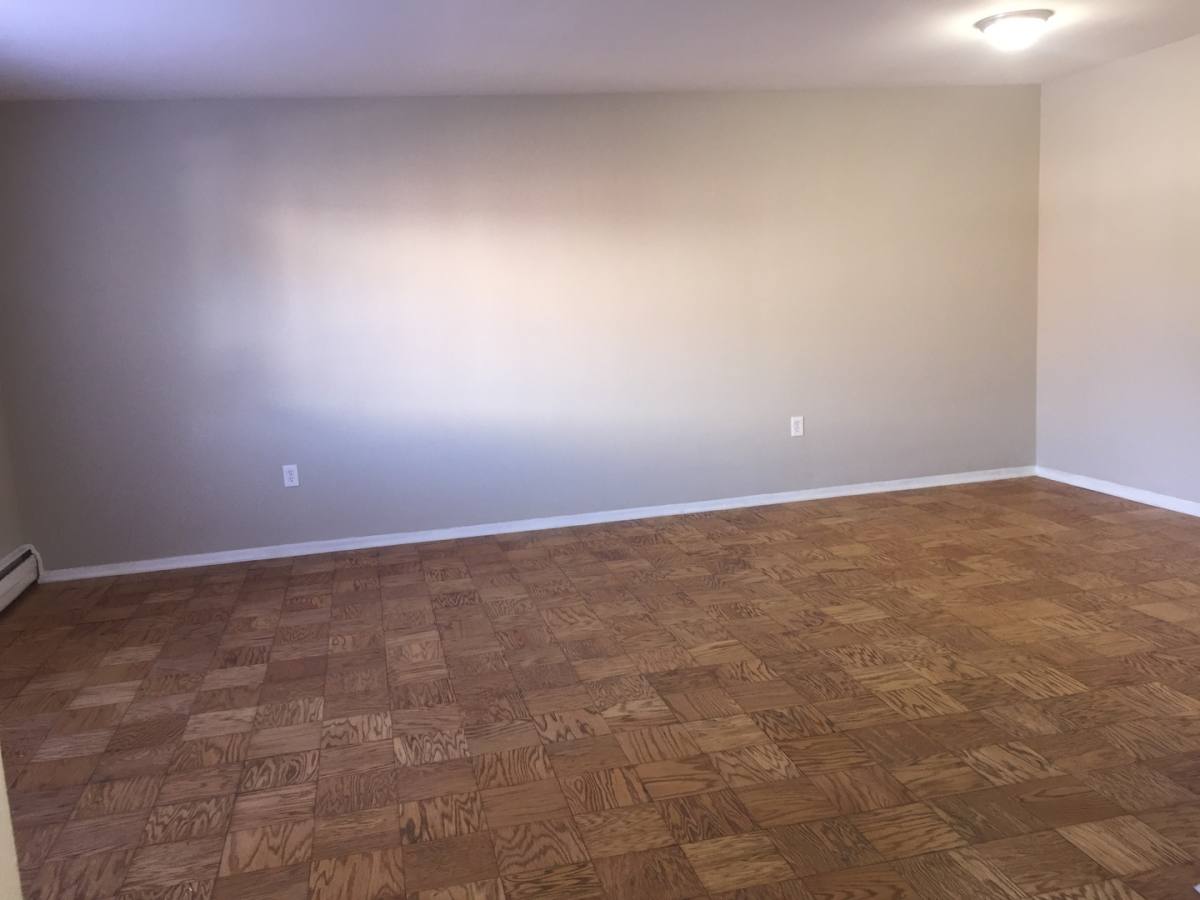 Apartment for rent at 531 S Frederick Ave, Gaithersburg, MD 20877