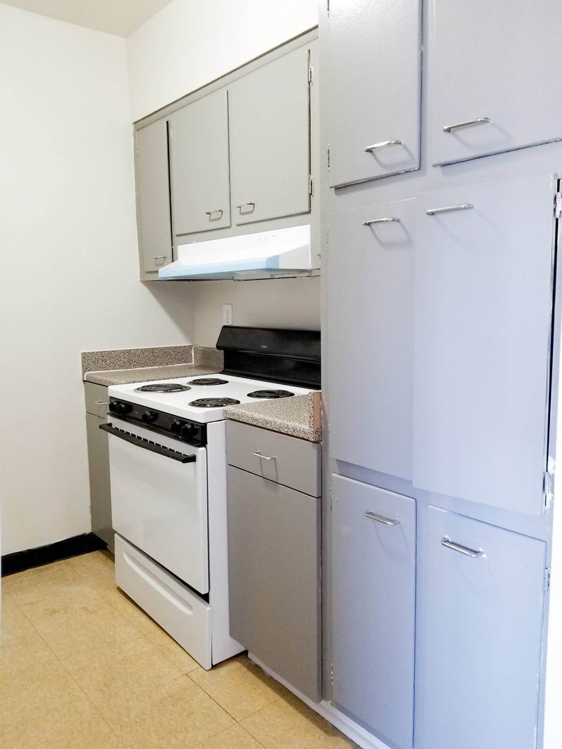 Apartment for rent at 531 S Frederick Ave, Gaithersburg, MD 20877