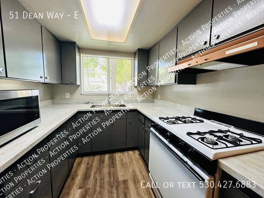 Apartment for rent at 51 Dean Way E, Folsom, CA 95630