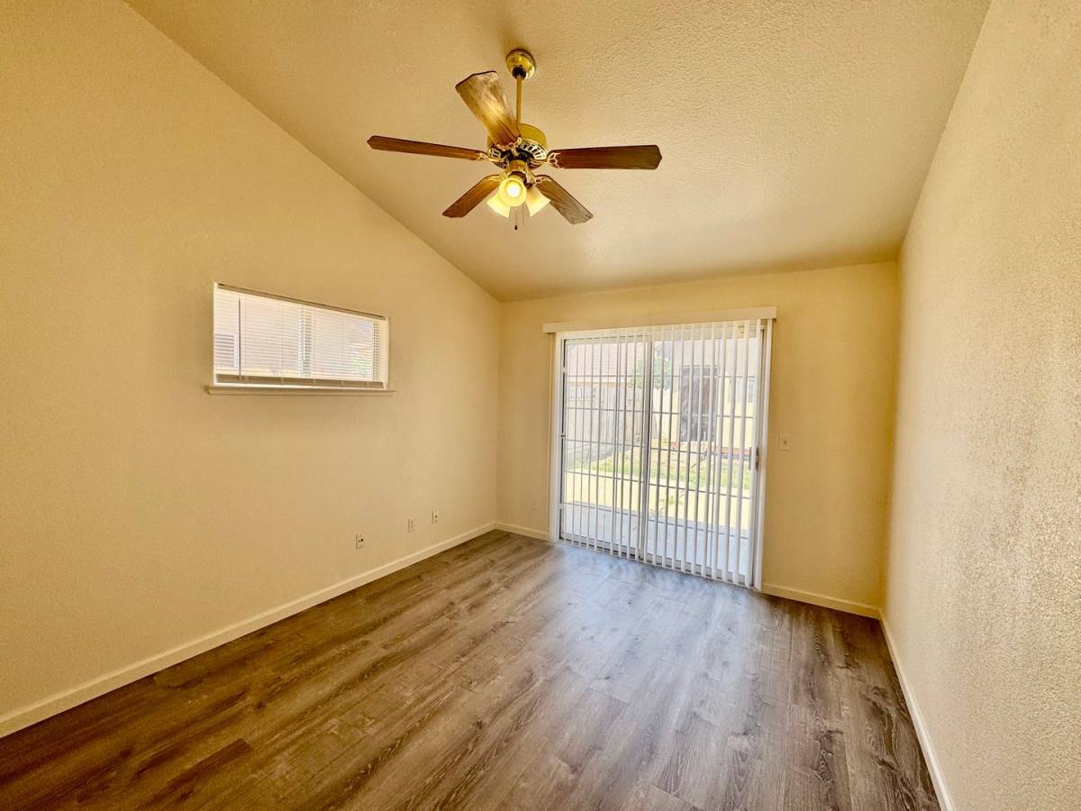 House for rent at 1915 Place Rd, Los Banos, CA 93635