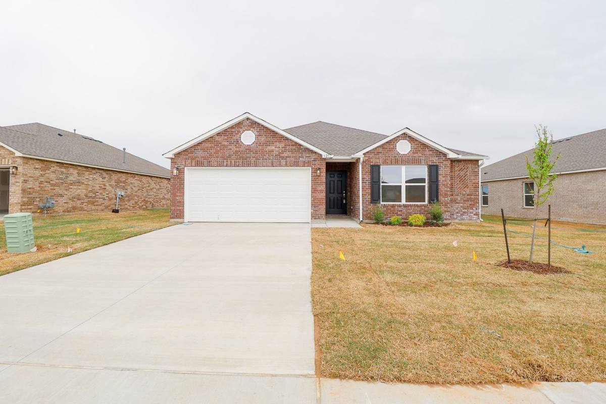 House for rent at 1327 E Honolulu Place, Broken Arrow, OK 74012