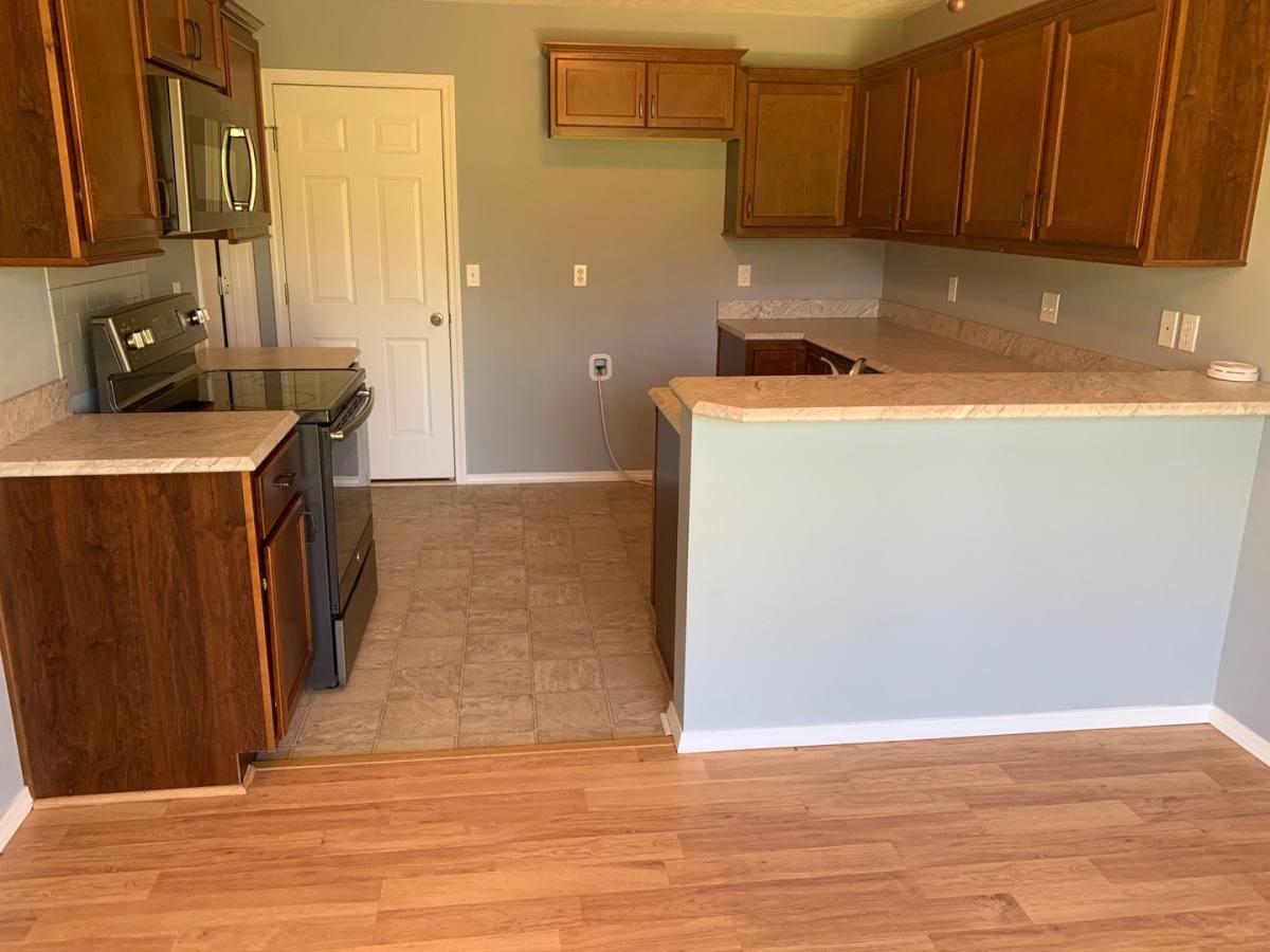 House for rent at 422 Stone Creek Rd, Willard, MO 65781