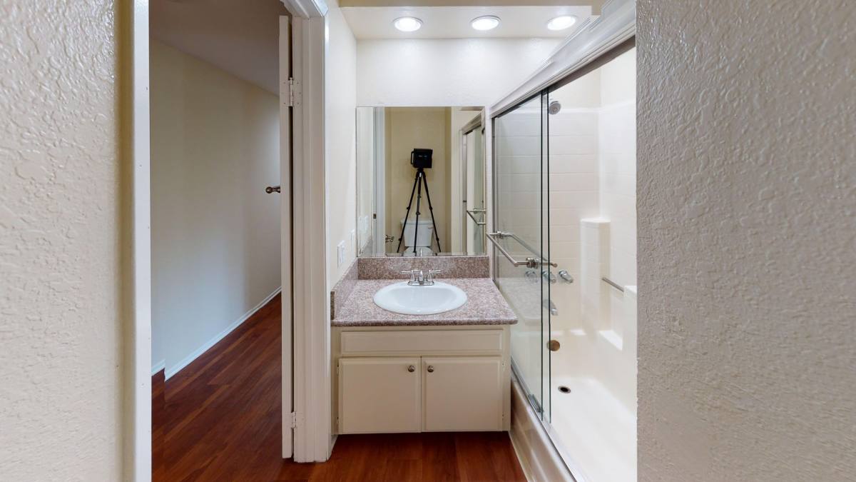 Apartment for rent at 3974 Moore St, Los Angeles, CA 90066