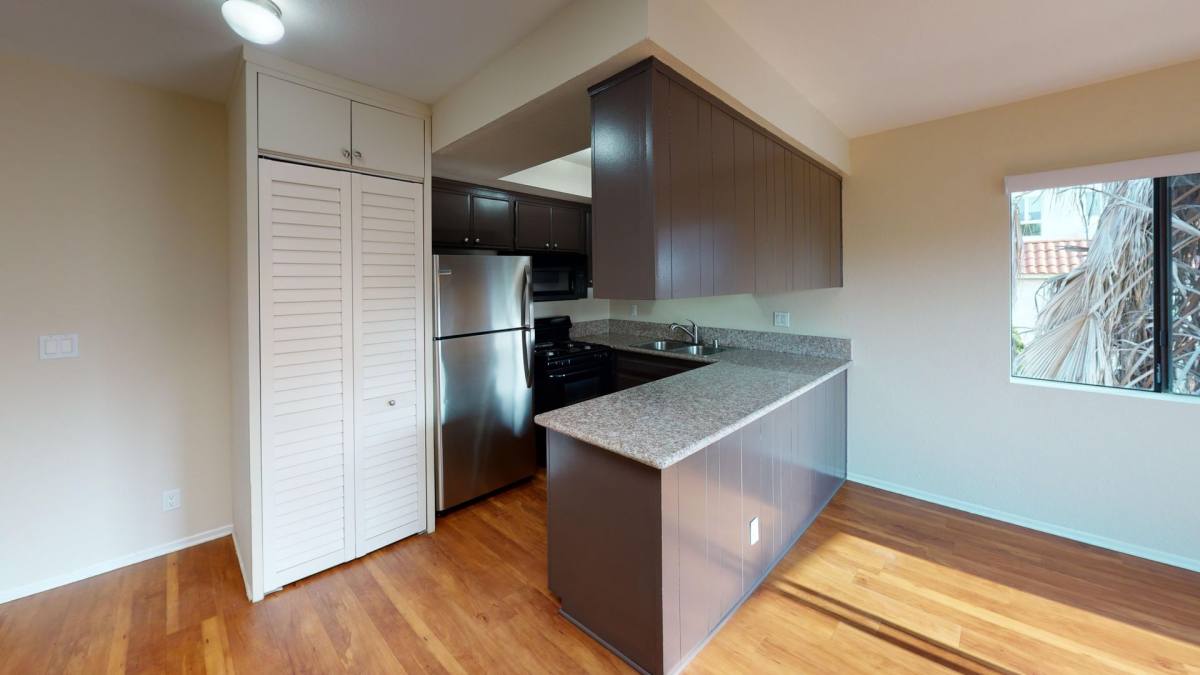 Apartment for rent at 3974 Moore St, Los Angeles, CA 90066