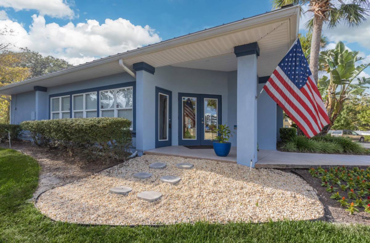 Apartment for rent at 2760 Mayport Rd, Atlantic Beach, FL 32233