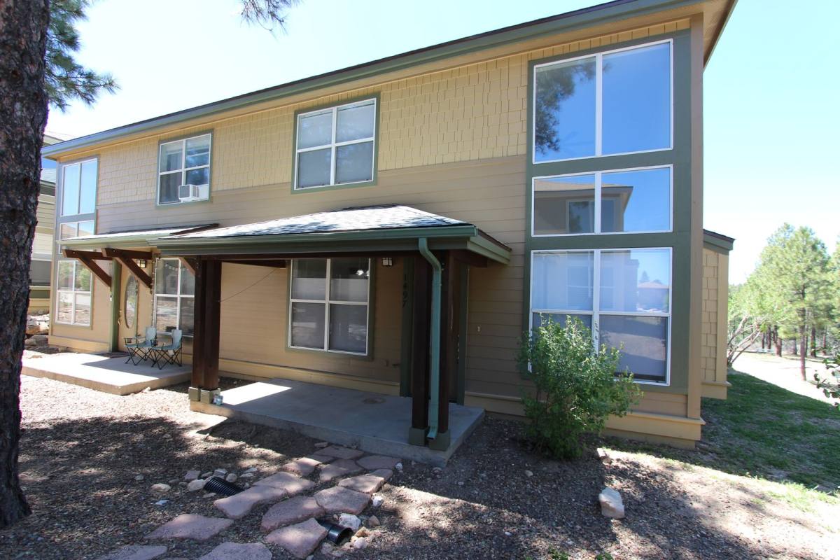 Apartment for rent at 1497 E Ivy Lane, Flagstaff, AZ 86001