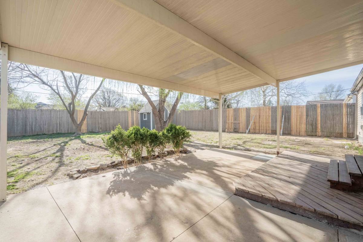 House for rent at 815 N Hudson Ave, Tulsa, OK 74115