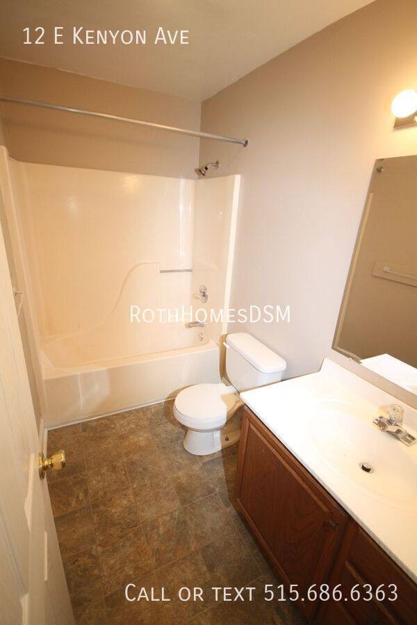 Apartment for rent at 12 E Kenyon Ave, Des Moines, IA 50315