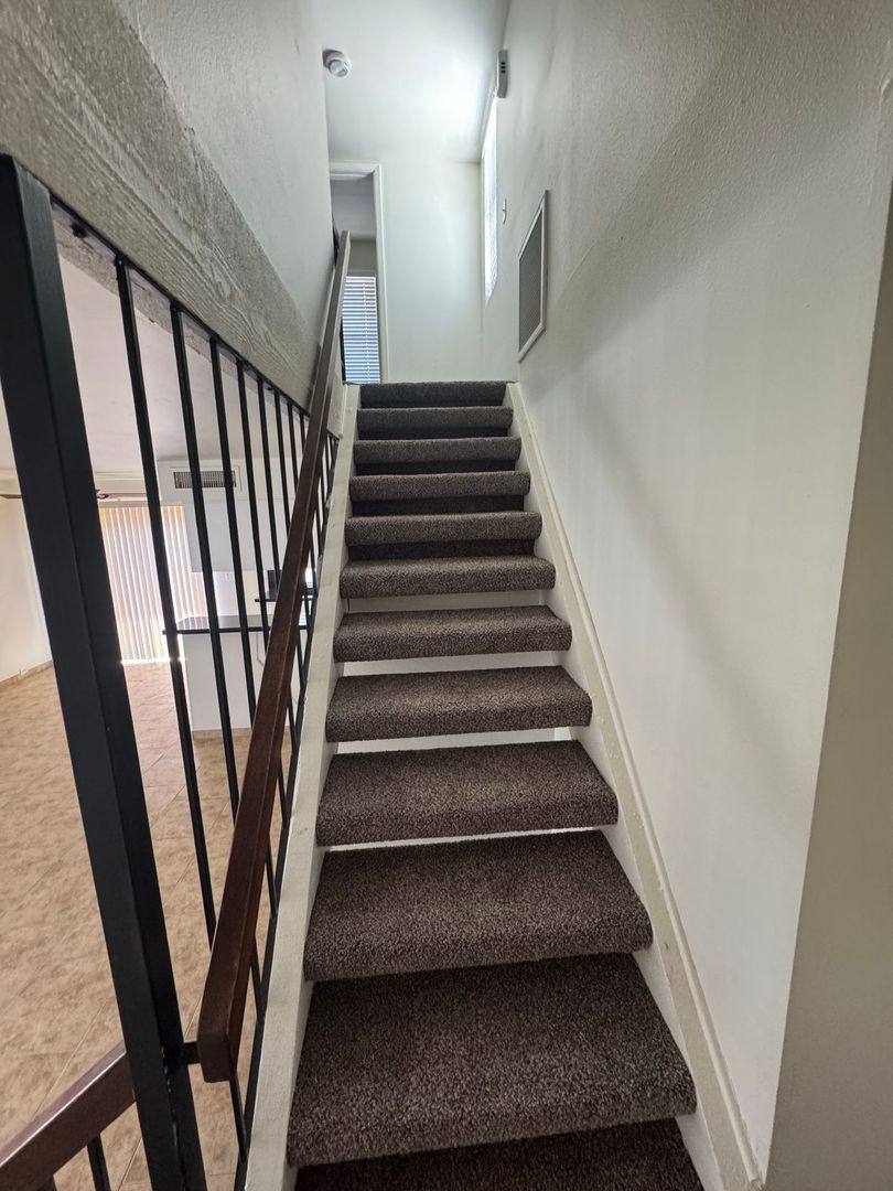 Townhouse for rent at 10420 N 10th St, Phoenix, AZ 85020