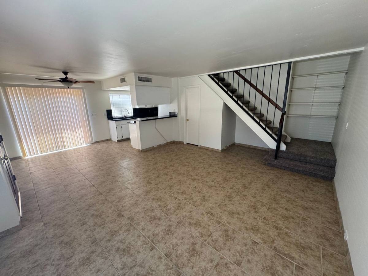 Townhouse for rent at 10420 N 10th St, Phoenix, AZ 85020
