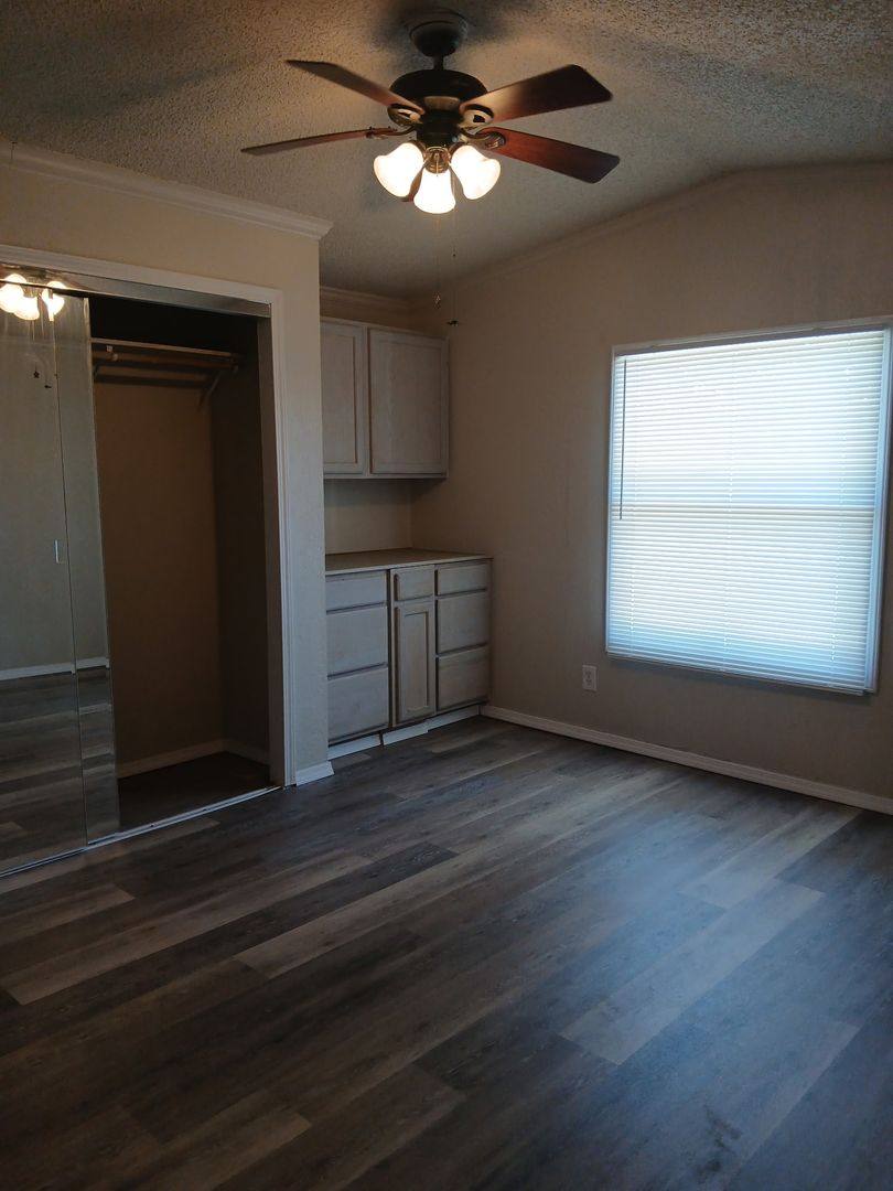 House for rent at 17519 S Rocky Top Lane, Tahlequah, OK 74464