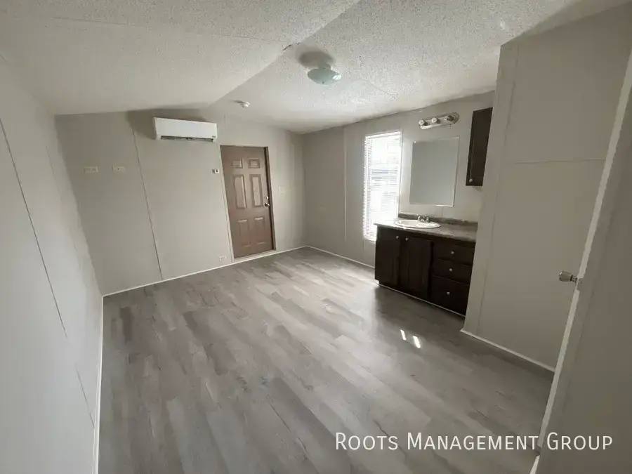 Apartment for rent at 3017 Juca Lane #3017JUL, Memphis, TN 38116