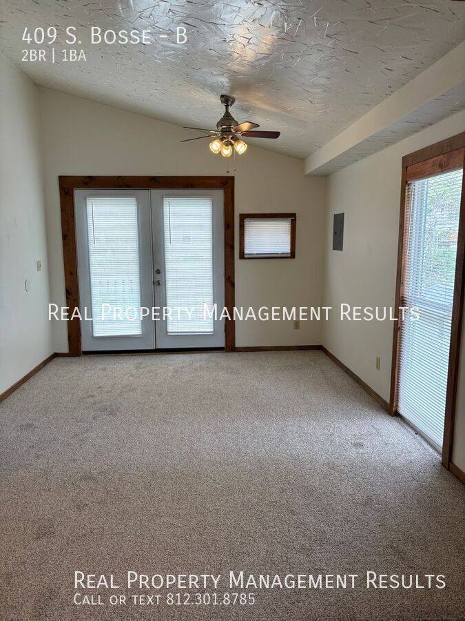 Apartment for rent at 409 S Bosse #B, Evansville, IN 47712