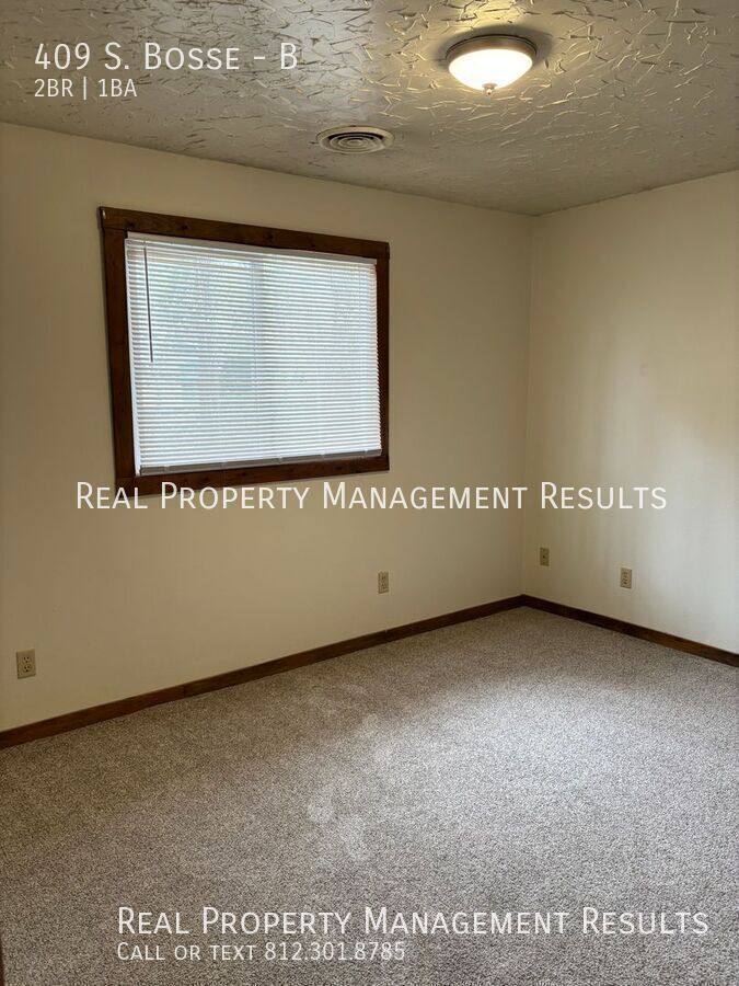 Apartment for rent at 409 S Bosse #B, Evansville, IN 47712