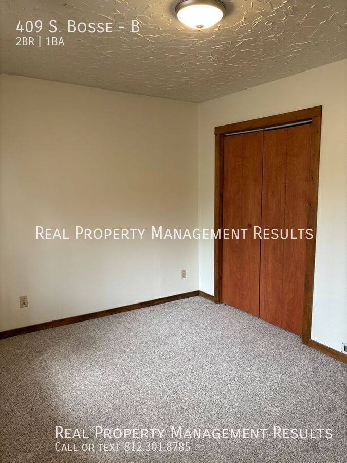 Apartment for rent at 409 S Bosse #B, Evansville, IN 47712