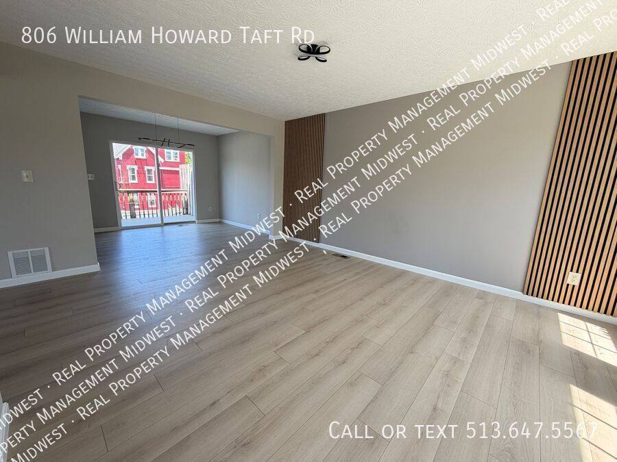 House for rent at 806 William Howard Taft Rd, Cincinnati, OH 45206
