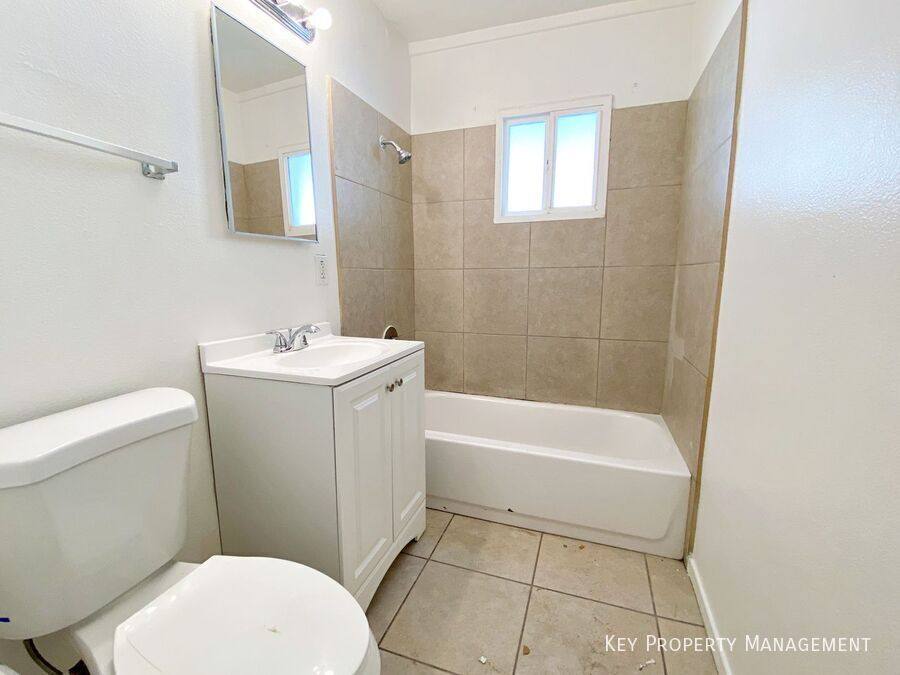 Apartment for rent at 1904 Rexford Dr #2, Las Vegas, NV 89104