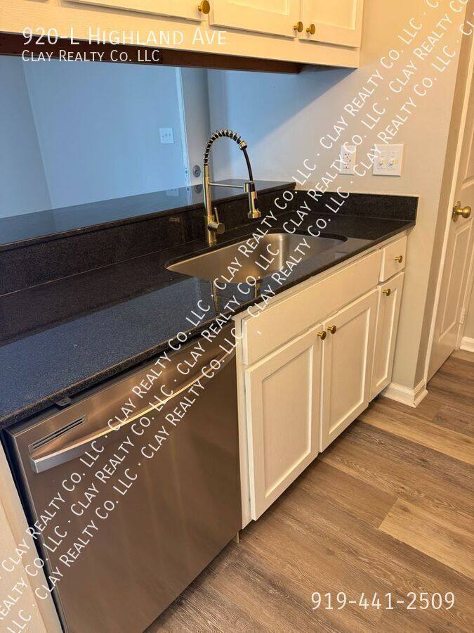 Apartment for rent at 920-L Highland Ave, Greensboro, NC 27403