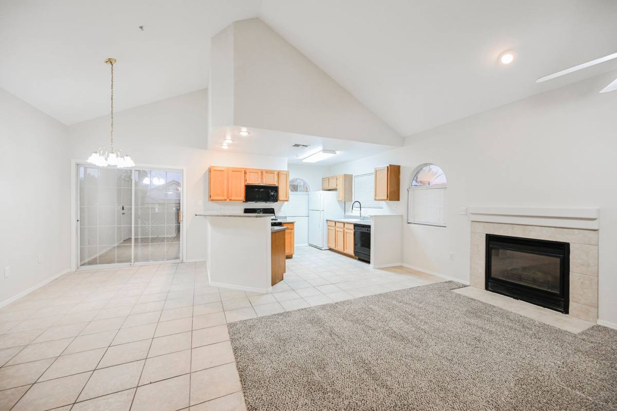 Townhouse for rent at 2925 Wigwam, Henderson, NV 89074