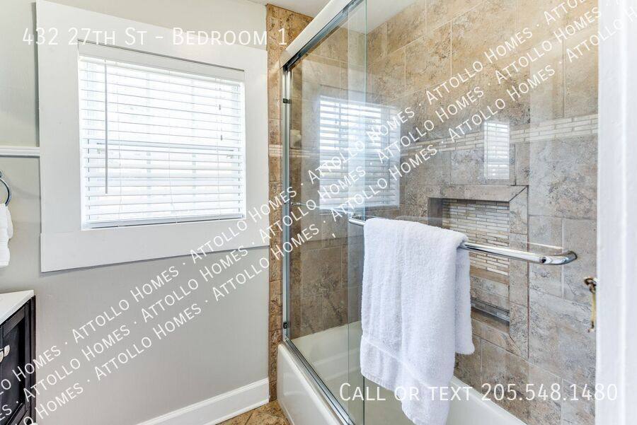 Apartment for rent at 432 27th St #1, Tuscaloosa, AL 35401