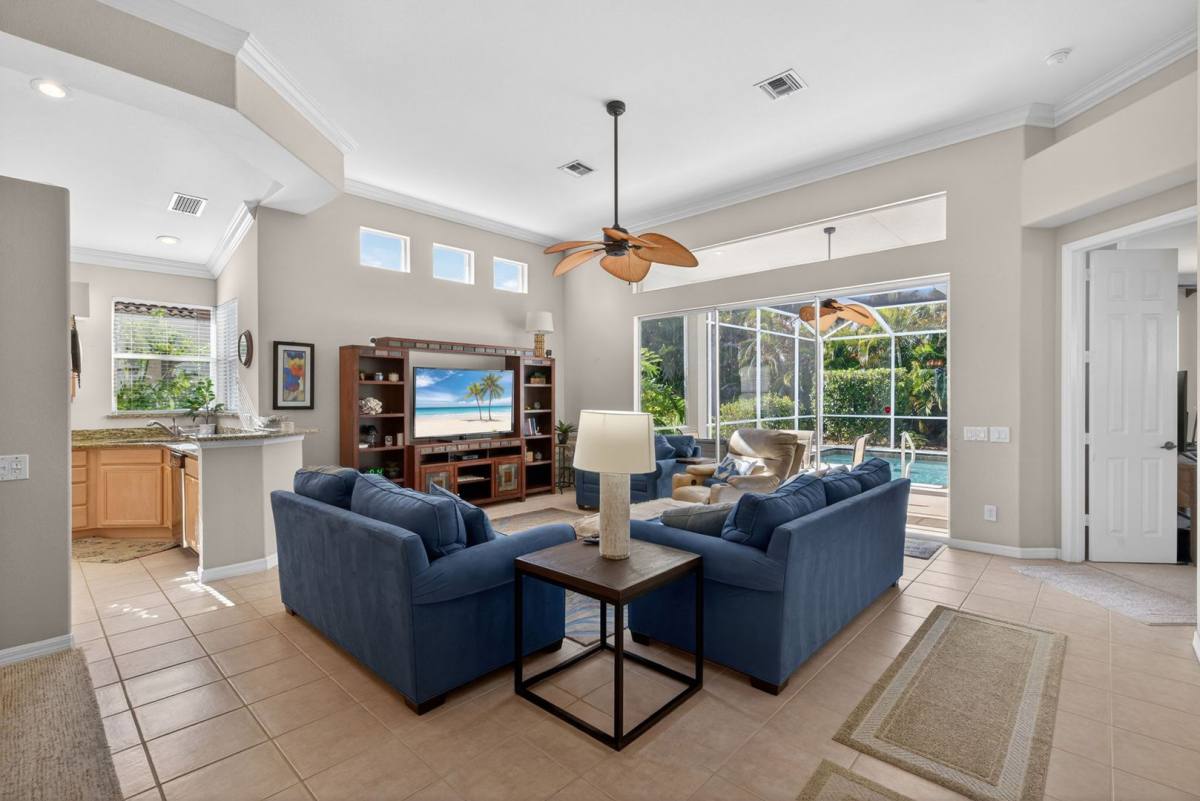 House for rent at 1789 Winding Oaks Way, Naples, FL 34109