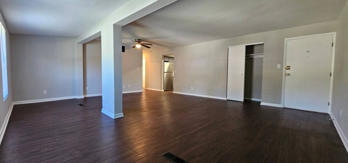 Apartment for rent at 3840 Briar Place, Dayton, OH 45405