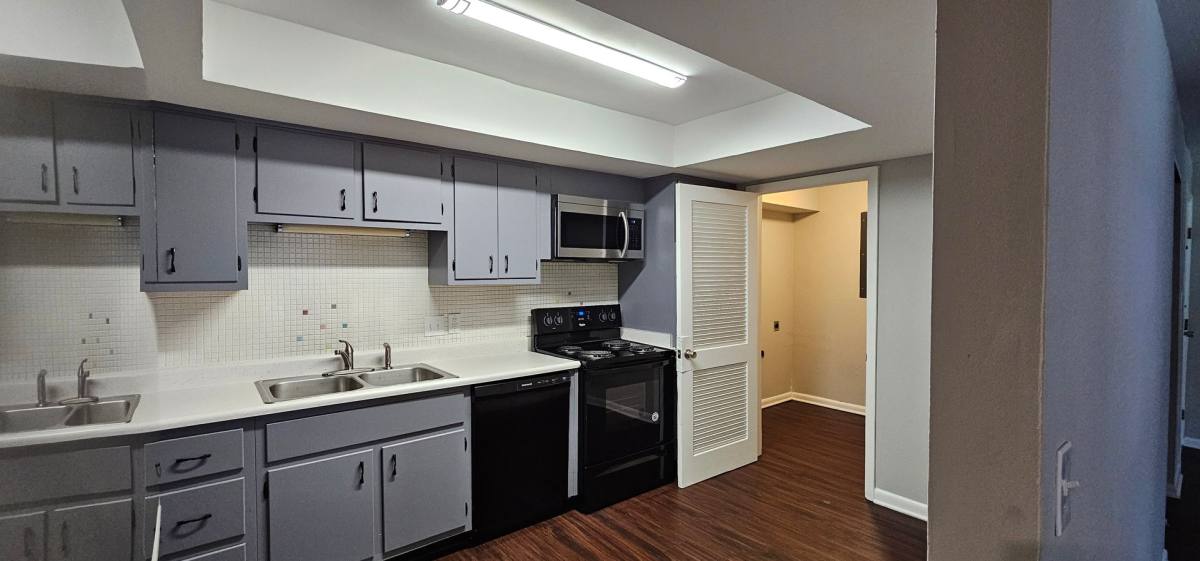 Apartment for rent at 3840 Briar Place, Dayton, OH 45405