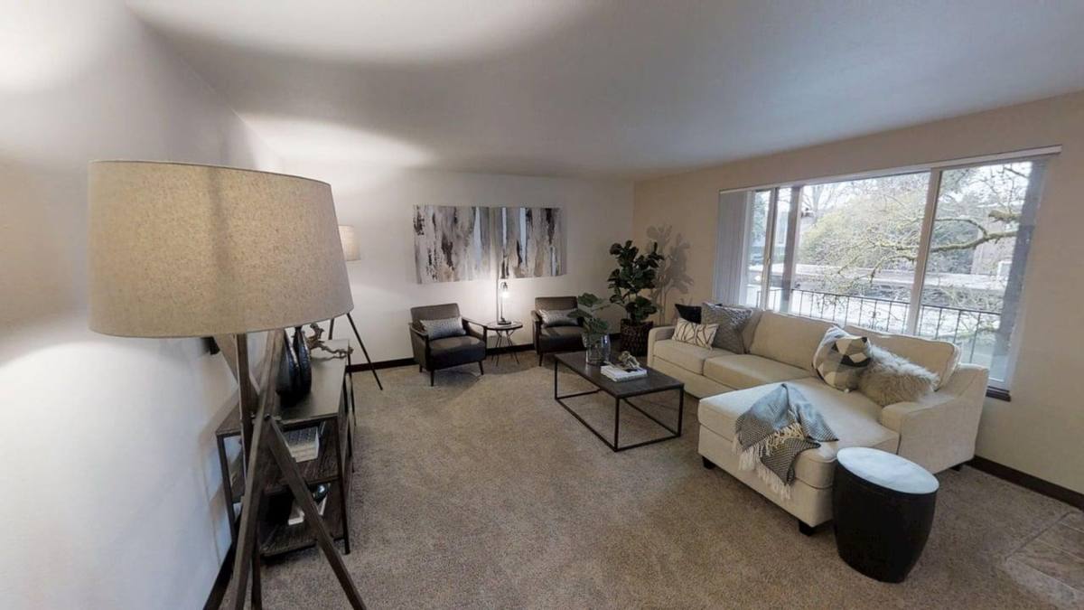 Apartment for rent at 410-476 Vista Ave SE, Salem, OR 97302
