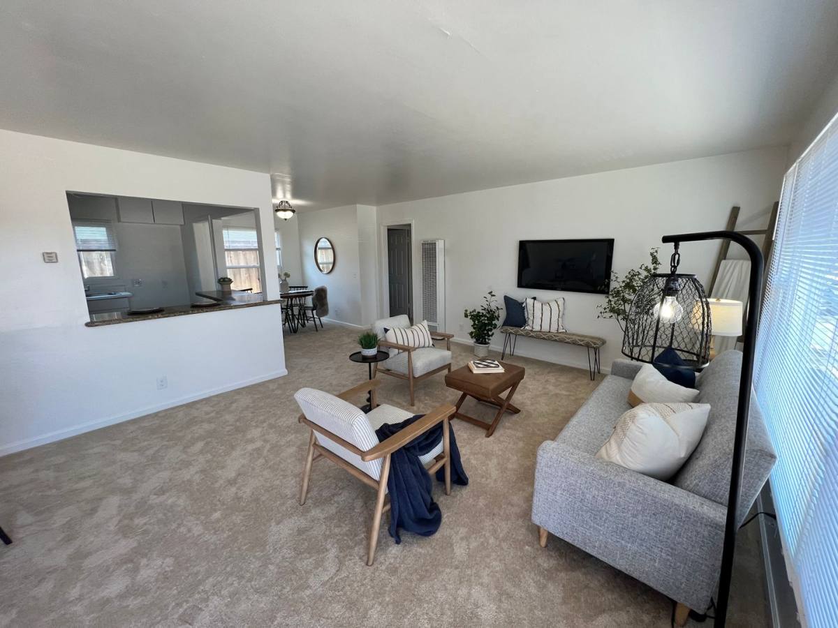 1560 Lasalle Ave, Seaside, CA 93955 - House for Rent - Image 2