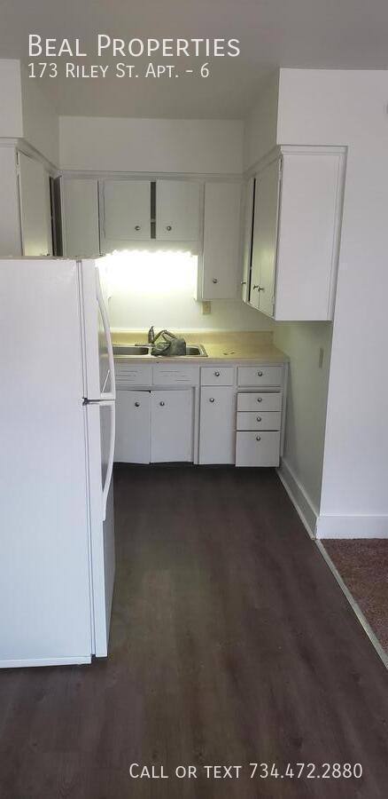 Apartment for rent at 173 Riley St #6, Dundee, MI 48131