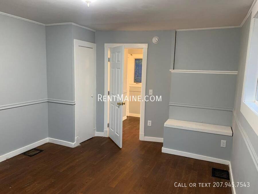 Apartment for rent at 19 Nason Ave, Bangor, ME 04401