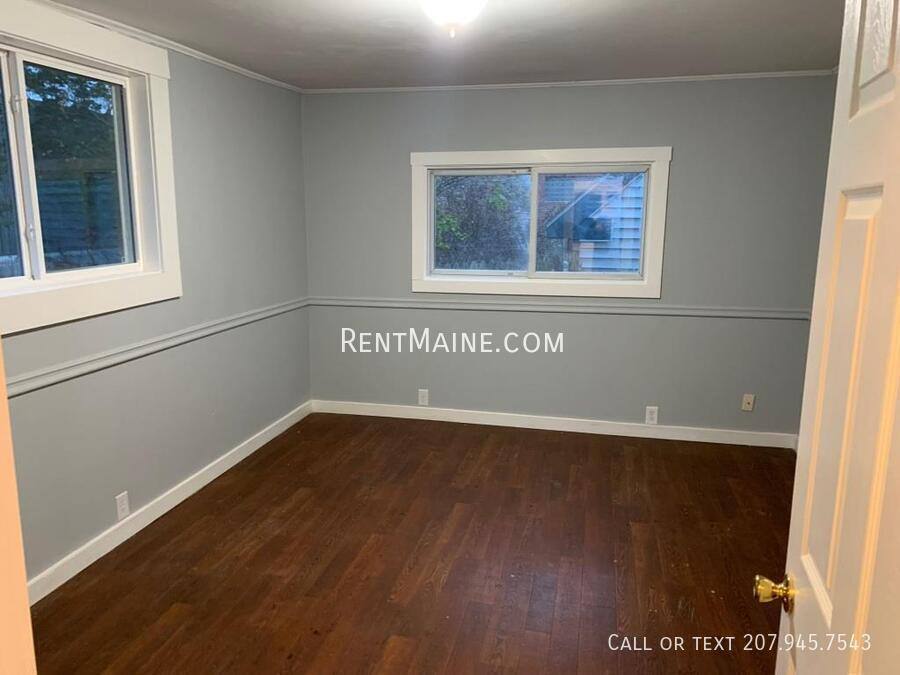Apartment for rent at 19 Nason Ave, Bangor, ME 04401