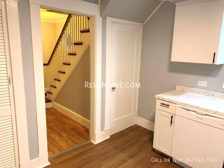 Apartment for rent at 19 Nason Ave, Bangor, ME 04401