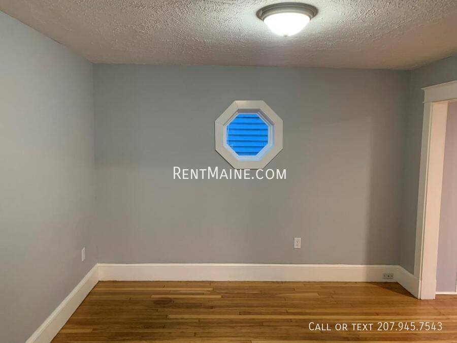 Apartment for rent at 19 Nason Ave, Bangor, ME 04401