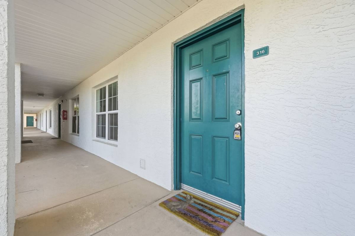 Apartment for rent at 4270 Calinda Lane, Niceville, FL 32578